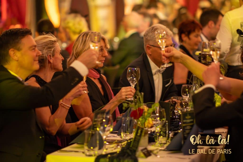 Le Bal de Paris Feier