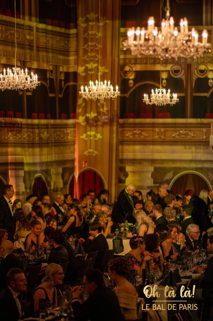 Elegante Pariser Ballnacht