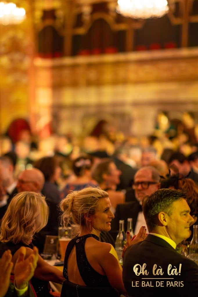 Oh la la! Le Bal de Paris